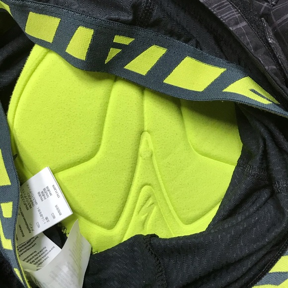 Specialized Mens MTB Cycling Shorts with Lining. Never used. - Picture 6 of 7